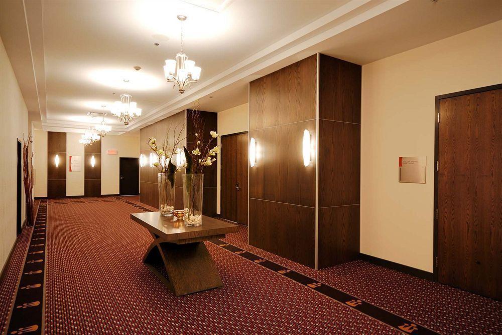 Imperia Hotel Et Suites Terrebonne Eksteriør bilde
