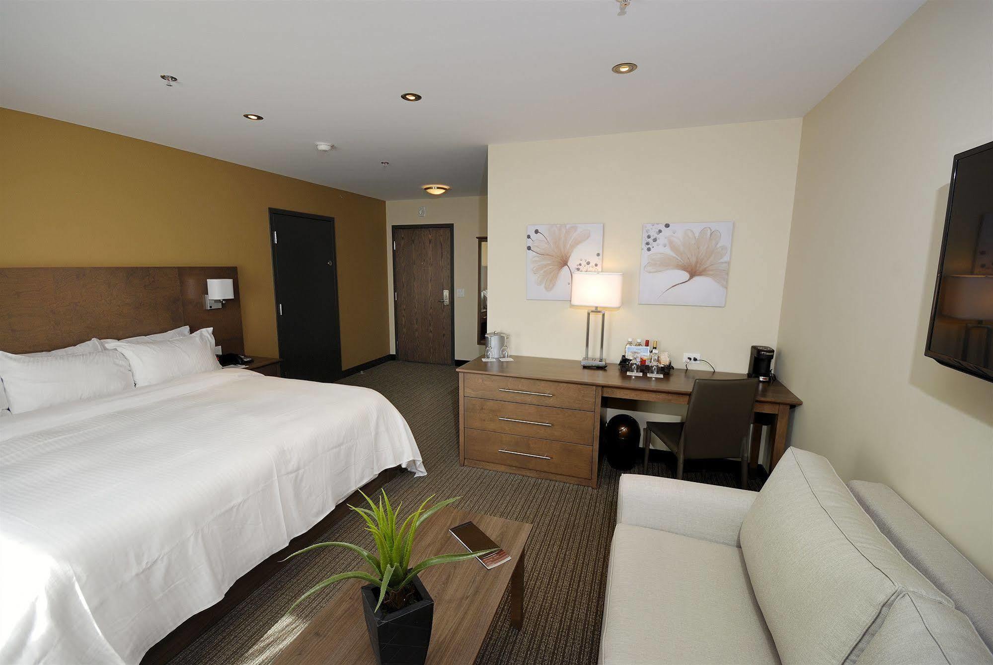 Imperia Hotel Et Suites Terrebonne Eksteriør bilde